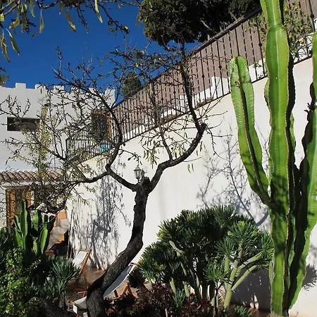 Pico - Charming Bed & Breakfast 3*